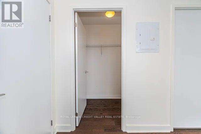 3307 - 4011 Brickstone Mews, Mississauga, Ontario  L5B 0J7 - Photo 23 - W12551518