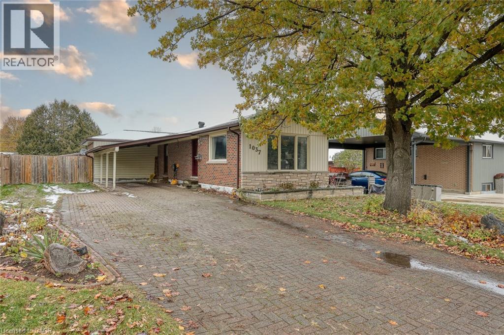 1037 WARWICK Street, Woodstock, Ontario
