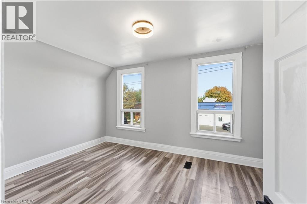 166 Beach Road, Hamilton, Ontario  L8L 4A5 - Photo 17 - 40788632