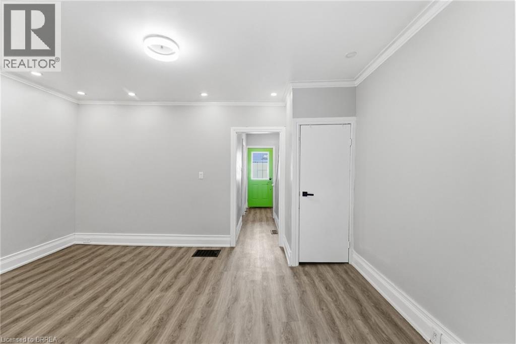 166 Beach Road, Hamilton, Ontario  L8L 4A5 - Photo 7 - 40788632