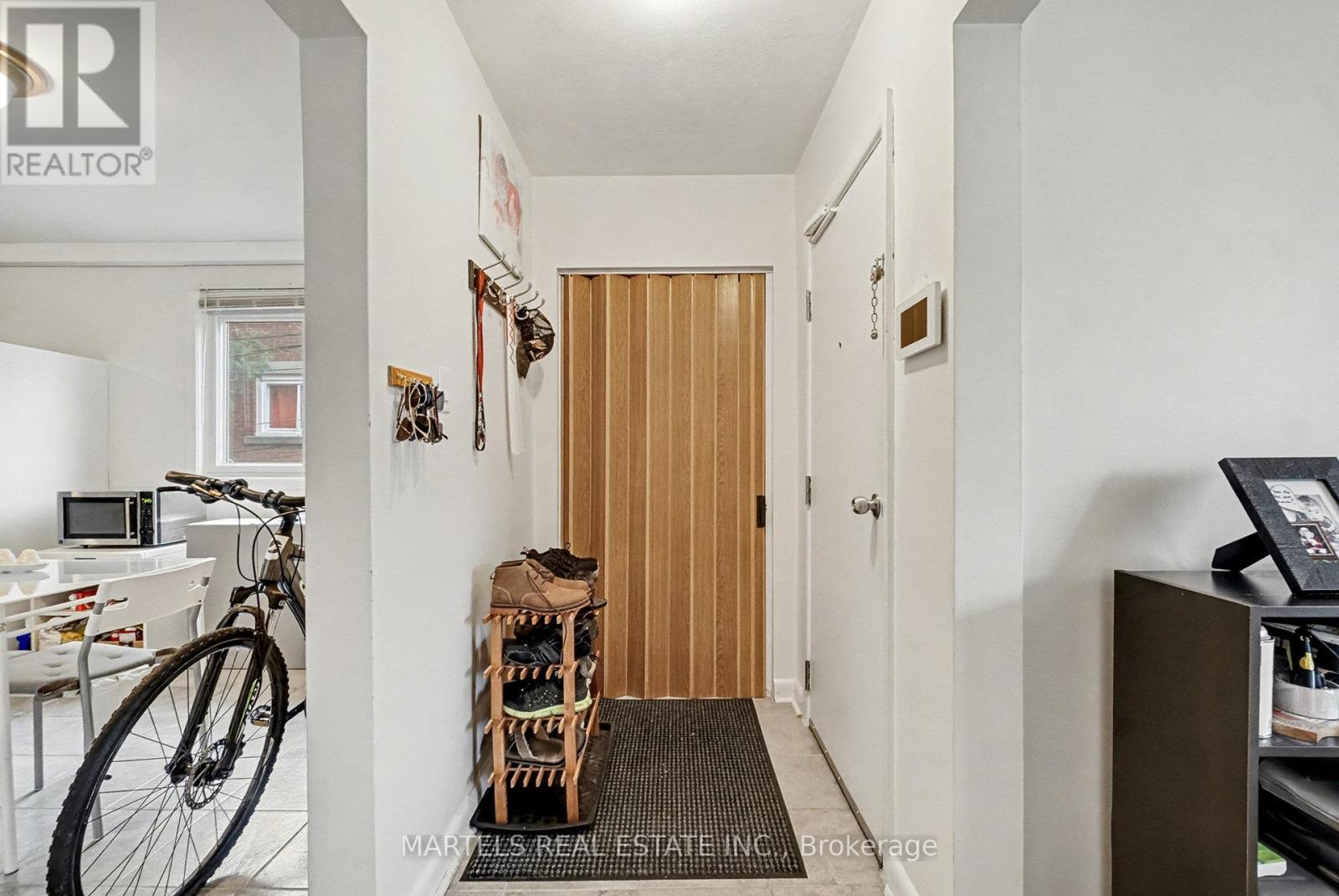 109 Lavergne Street, Ottawa, Ontario  K1L 5E6 - Photo 3 - X12565660