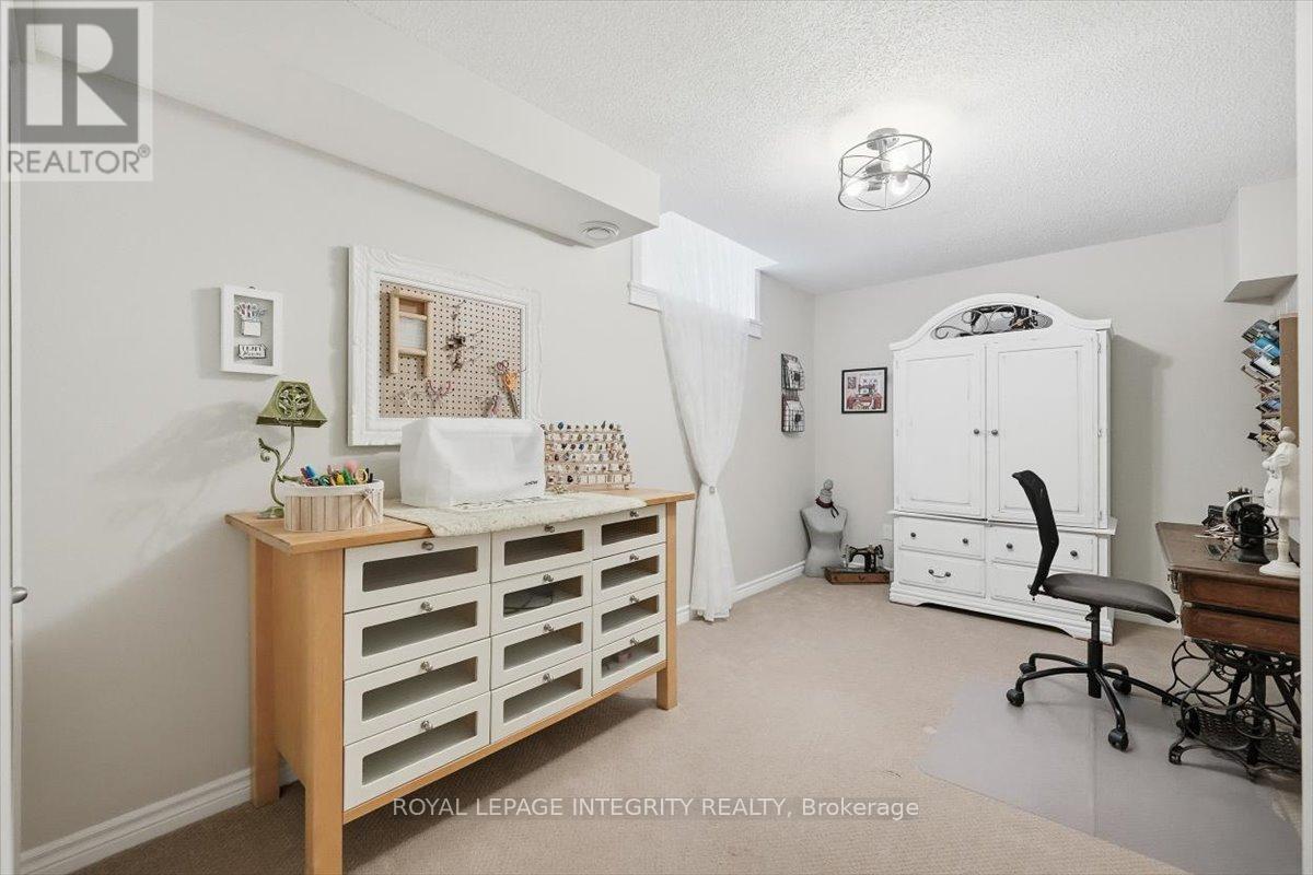 113 Dorina Sarazin Crescent, Clarence-Rockland, Ontario  K4K 0G6 - Photo 34 - X12565820