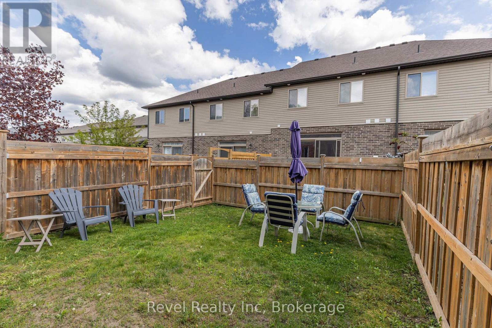 1041 Cook Drive, Midland, Ontario  L4R 0E4 - Photo 11 - S12562114