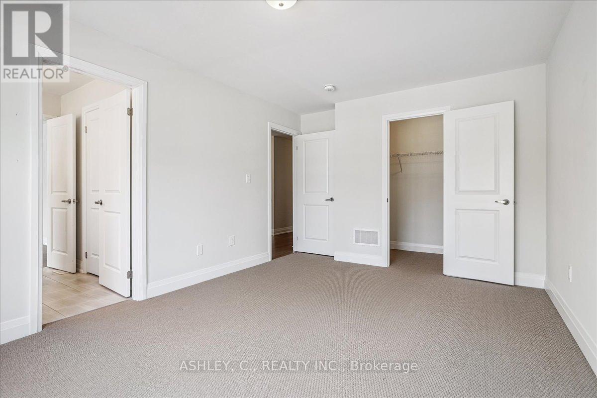 Upper - 29 Gladmary Drive, Brampton, Ontario  L6Y 6K9 - Photo 31 - W12448899