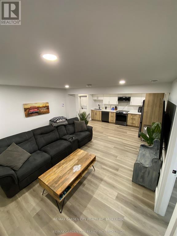 622 Clare Avenue, Welland, Ontario  L3C 3C1 - Photo 6 - X12565744