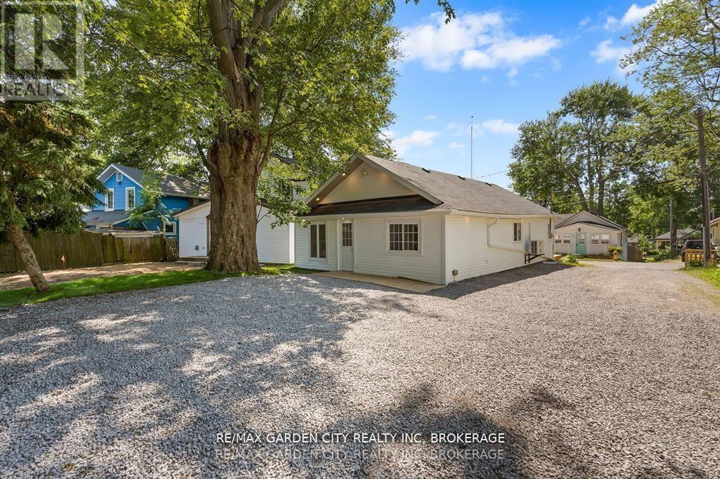 235 Lincoln Road W, Fort Erie, Ontario  L0S 1B0 - Photo 21 - X12565828