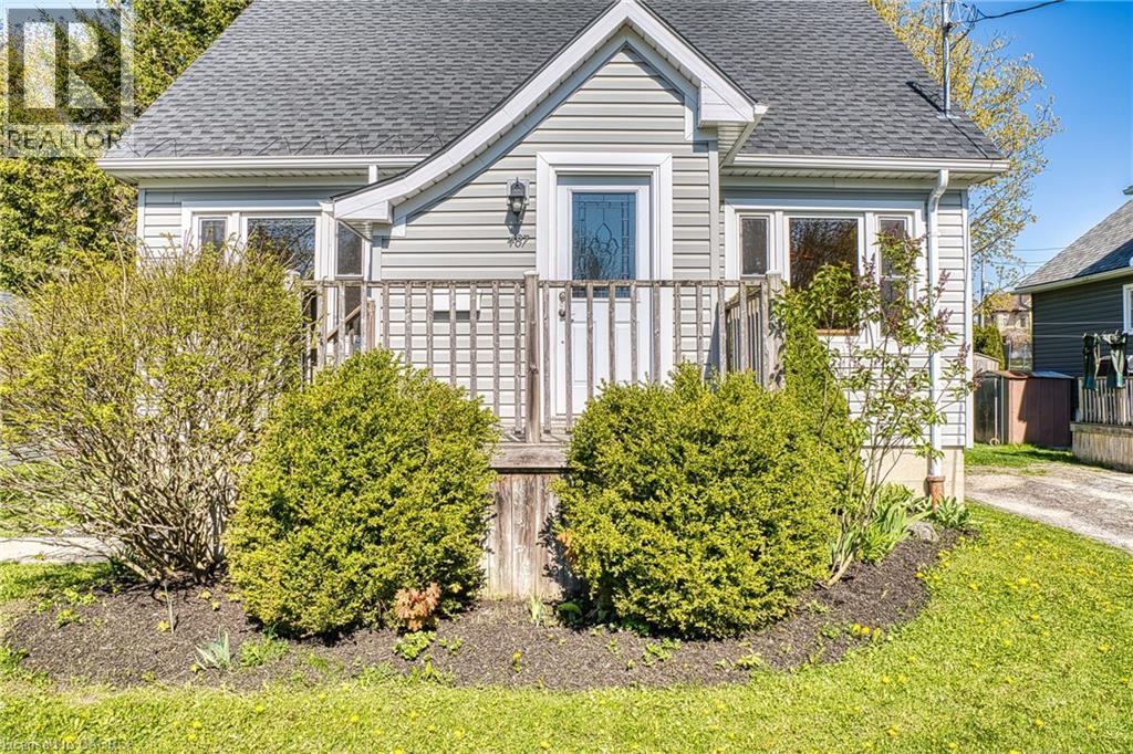 487 York Avenue N, Listowel, Ontario  N4W 2X6 - Photo 6 - 40789745