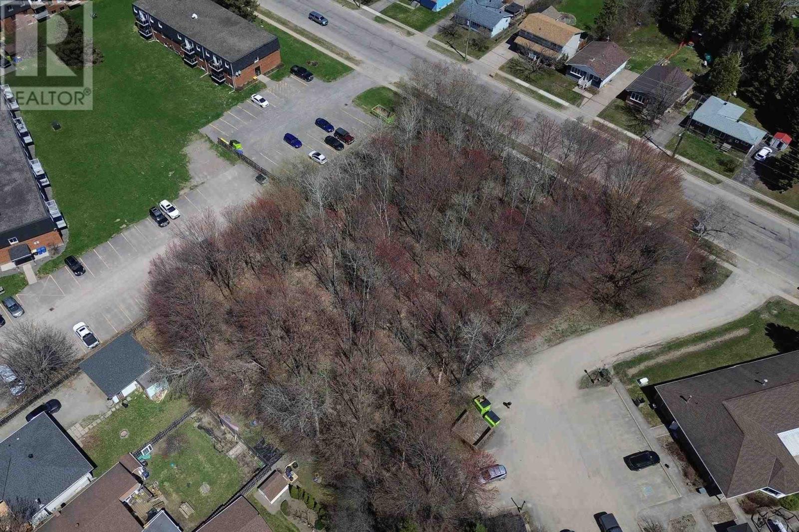 511 Boundary RD, Sault Ste. Marie, Ontario