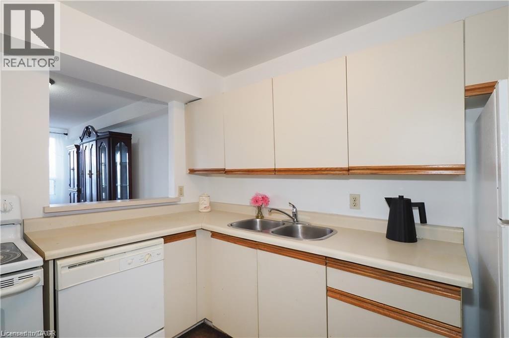 18 Holborn Court Unit# 402, Kitchener, Ontario  N2A 4A1 - Photo 9 - 40781331