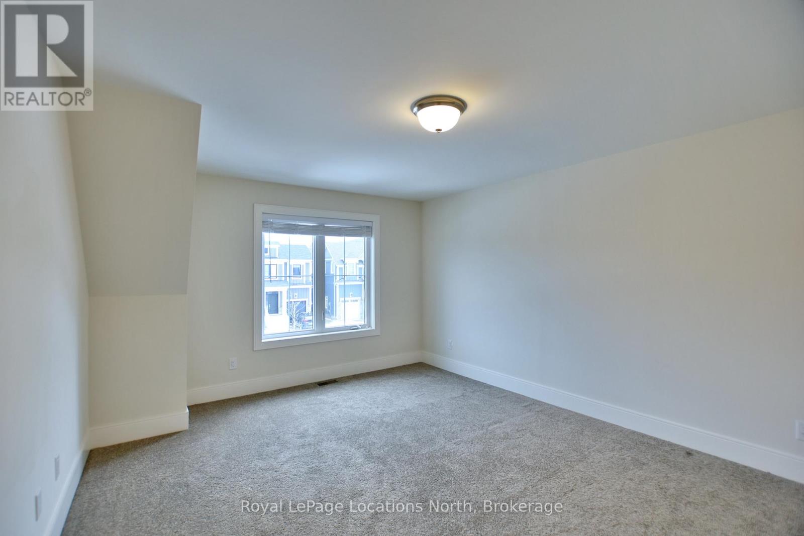 185 Yellow Birch Crescent, Blue Mountains, Ontario  L9Y 0Z3 - Photo 16 - X12565734