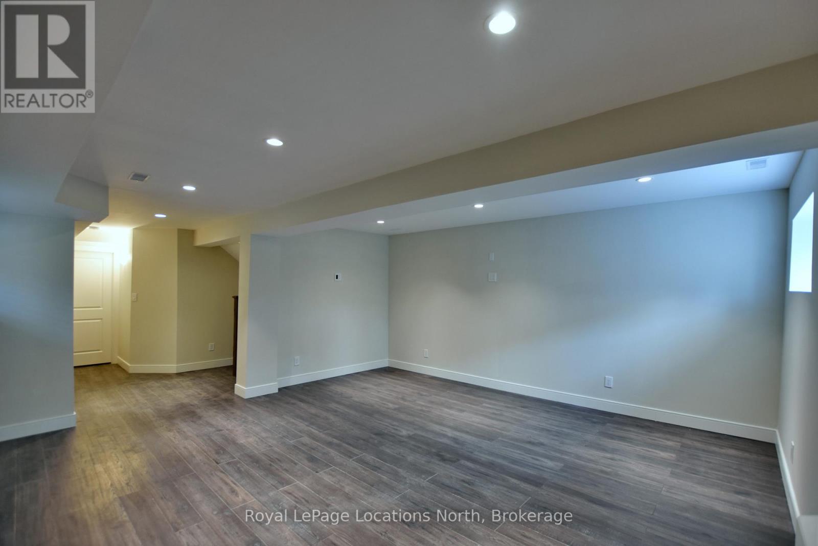 185 Yellow Birch Crescent, Blue Mountains, Ontario  L9Y 0Z3 - Photo 35 - X12565734