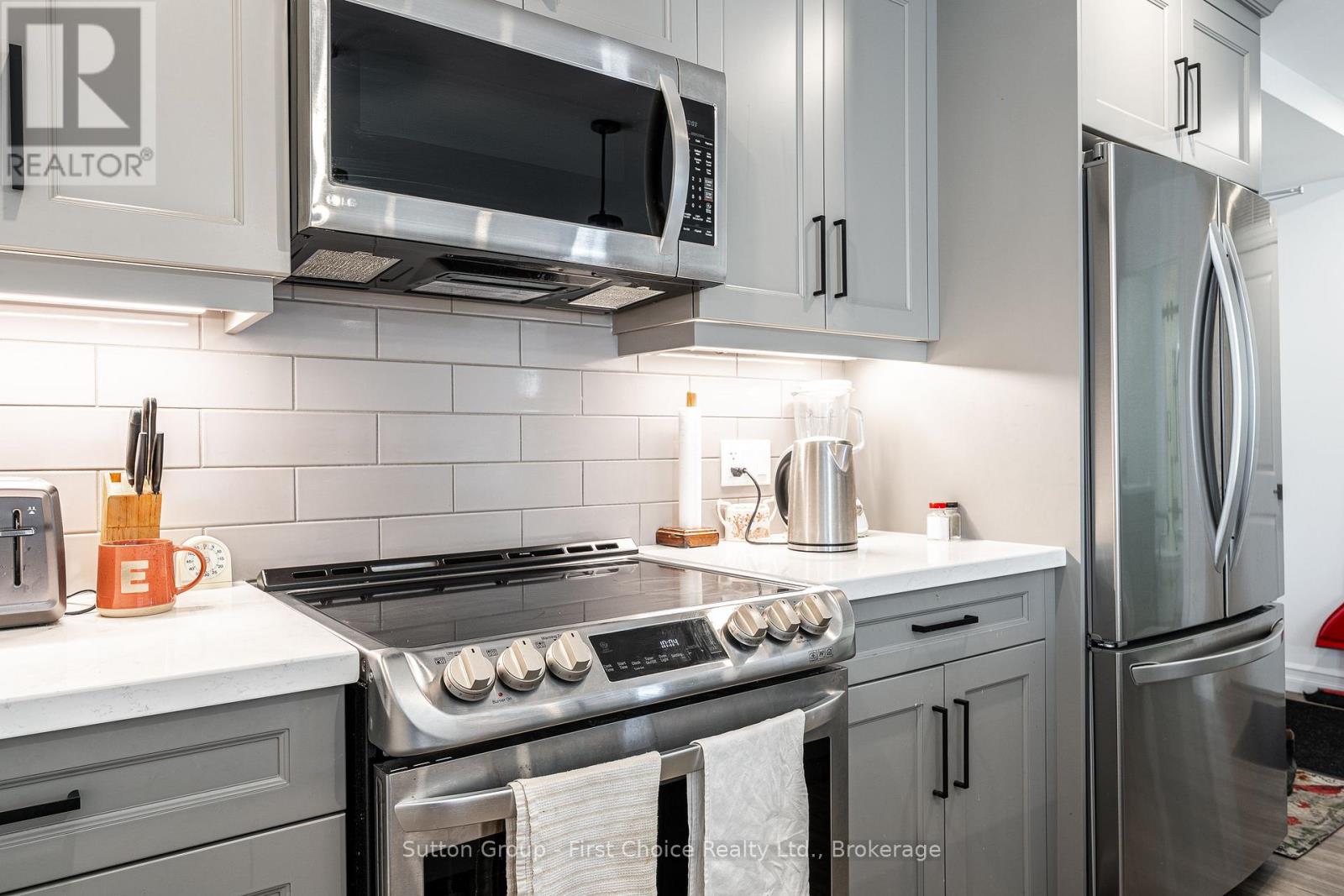 201 - 100 Gordon Street, Stratford, Ontario  N5A 7T8 - Photo 12 - X12565746