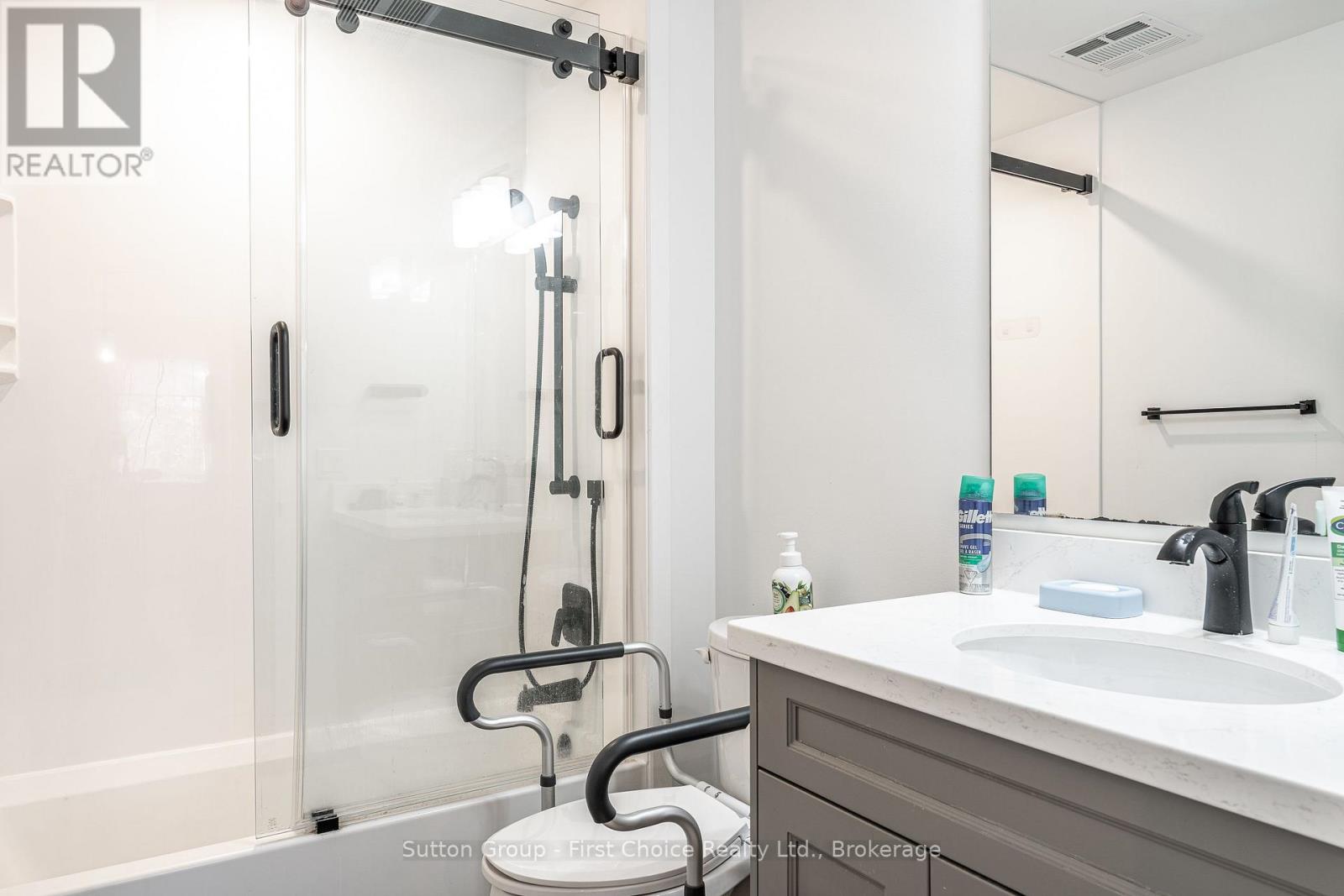 201 - 100 Gordon Street, Stratford, Ontario  N5A 7T8 - Photo 14 - X12565746