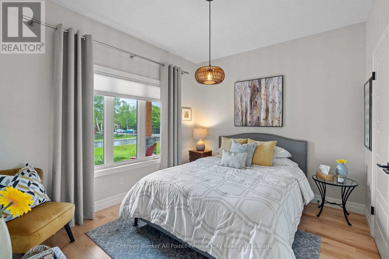 33 Wellington Street S, Ashfield-Colborne-Wawanosh, Ontario  N7A 3X9 - Photo 25 - X12565756