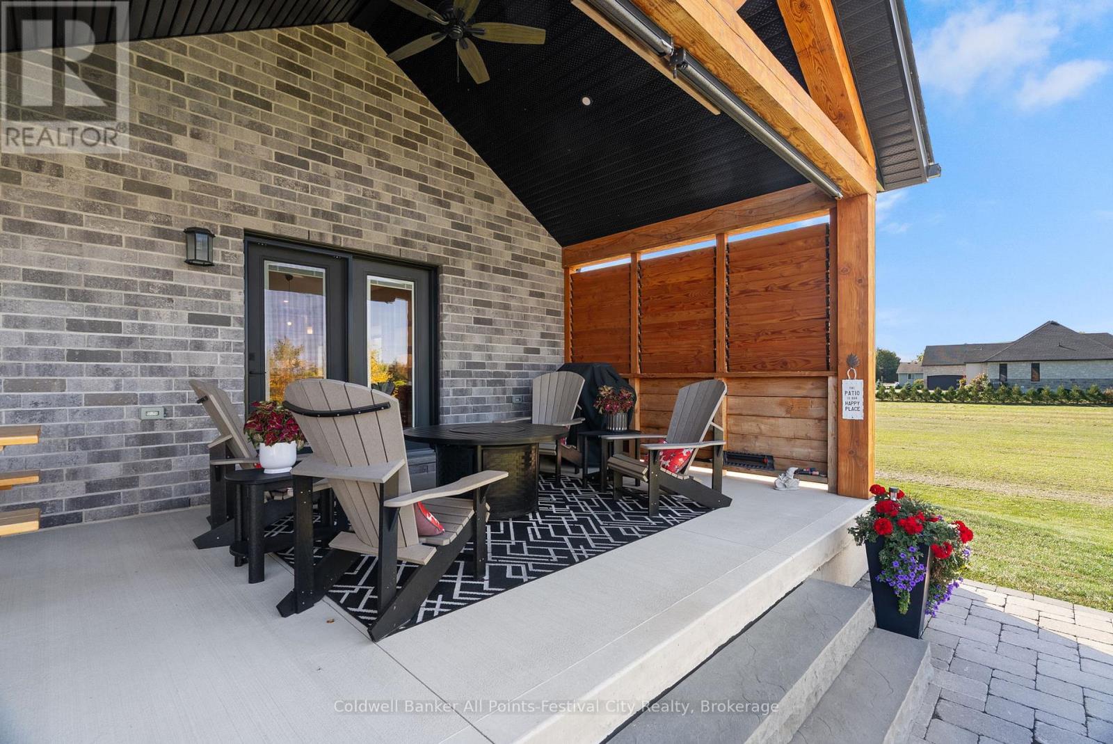 33 Wellington Street S, Ashfield-Colborne-Wawanosh, Ontario  N7A 3X9 - Photo 31 - X12565756