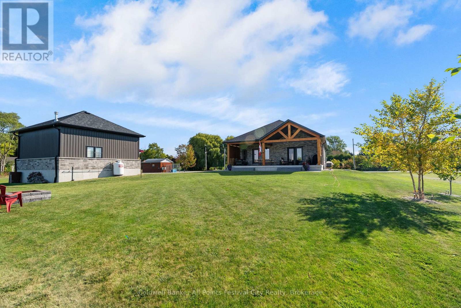 33 Wellington Street S, Ashfield-Colborne-Wawanosh, Ontario  N7A 3X9 - Photo 38 - X12565756