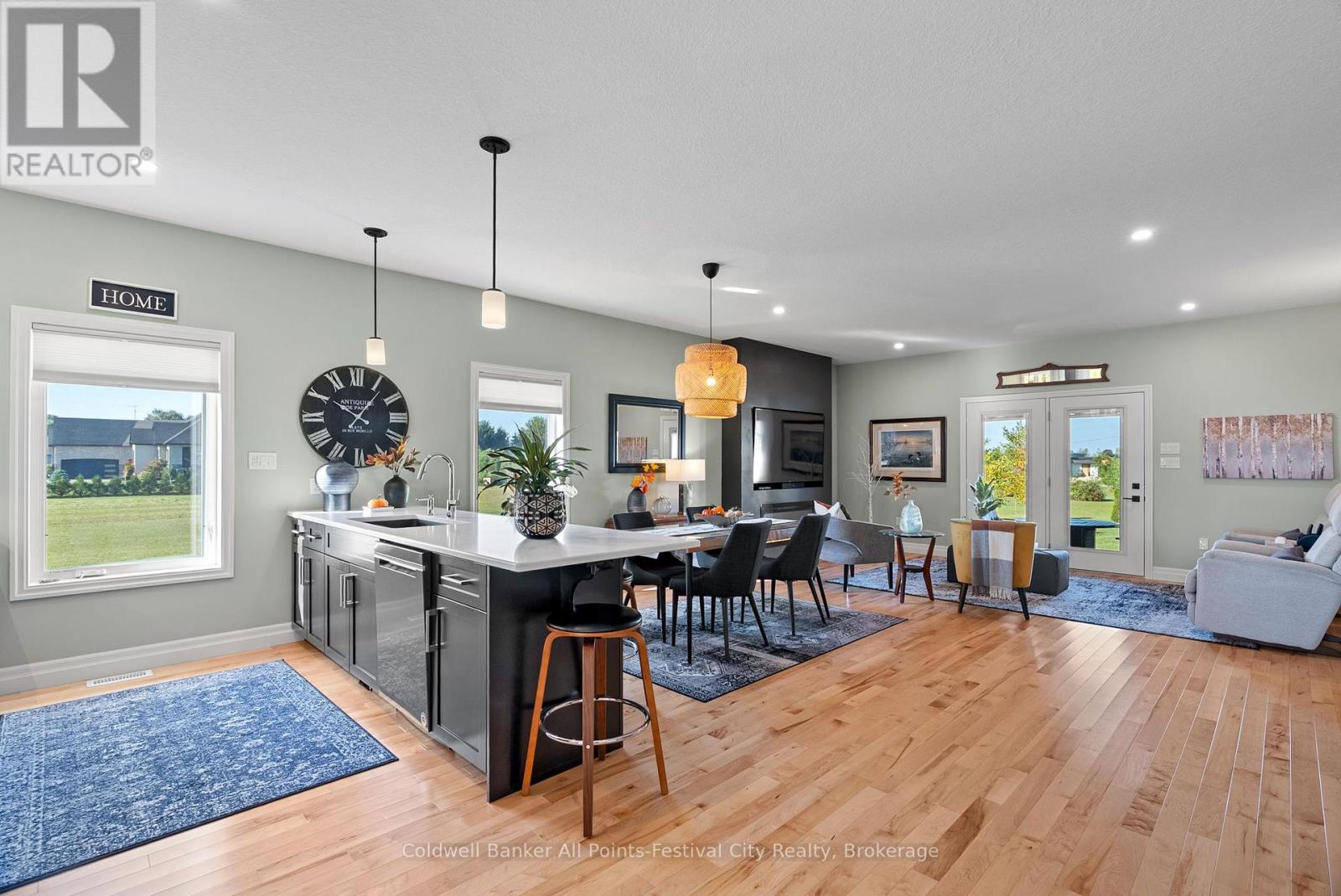 33 Wellington Street S, Ashfield-Colborne-Wawanosh, Ontario  N7A 3X9 - Photo 8 - X12565756