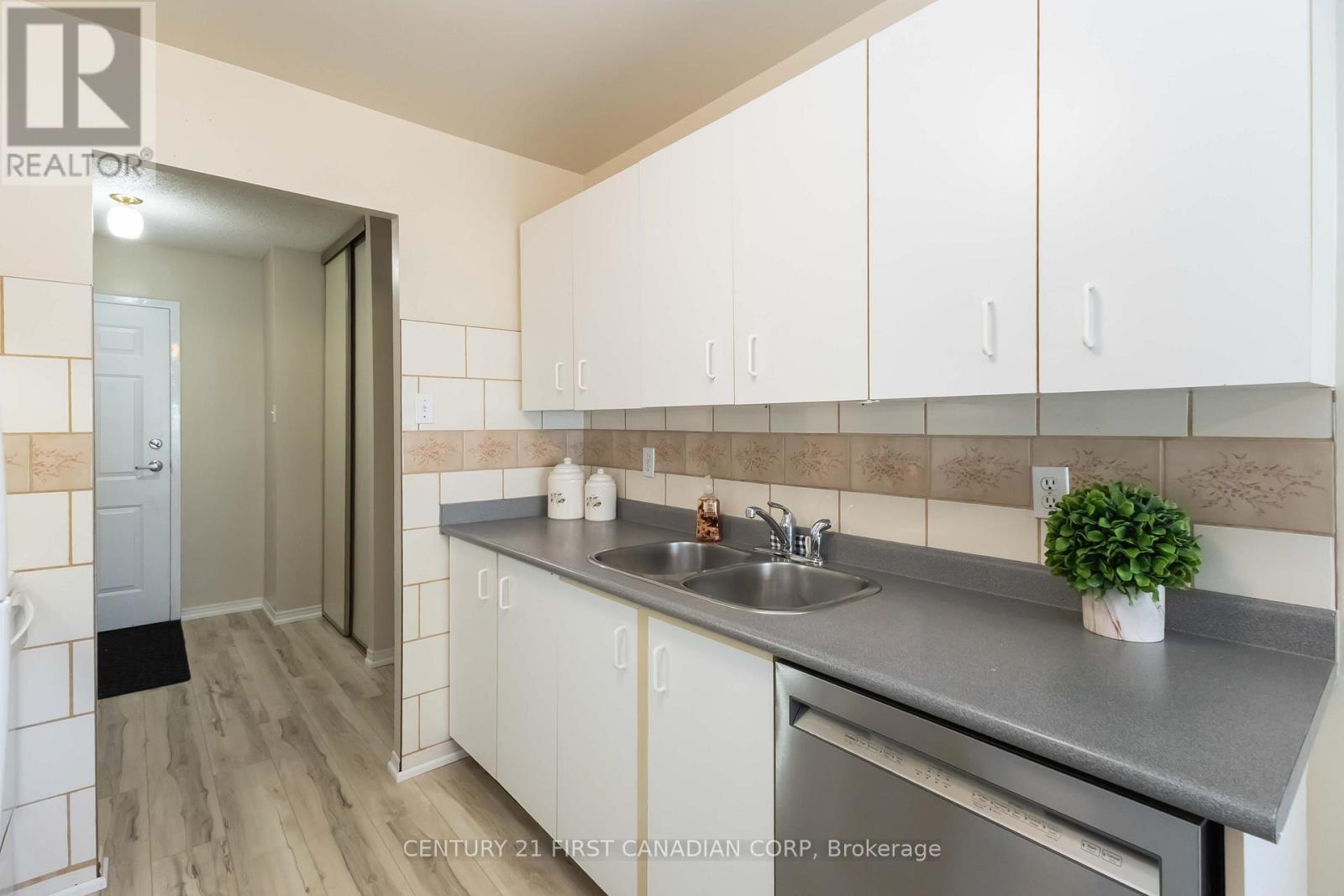 309 - 95 Baseline Road W, London South, Ontario  N6J 4X3 - Photo 26 - X12560838