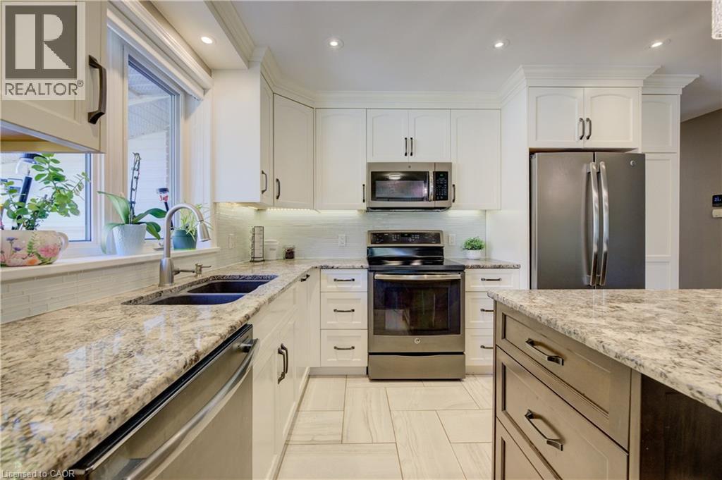 127 Jansen Avenue, Kitchener, Ontario  N2A 2L8 - Photo 13 - 40789502