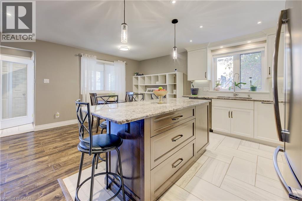 127 Jansen Avenue, Kitchener, Ontario  N2A 2L8 - Photo 14 - 40789502