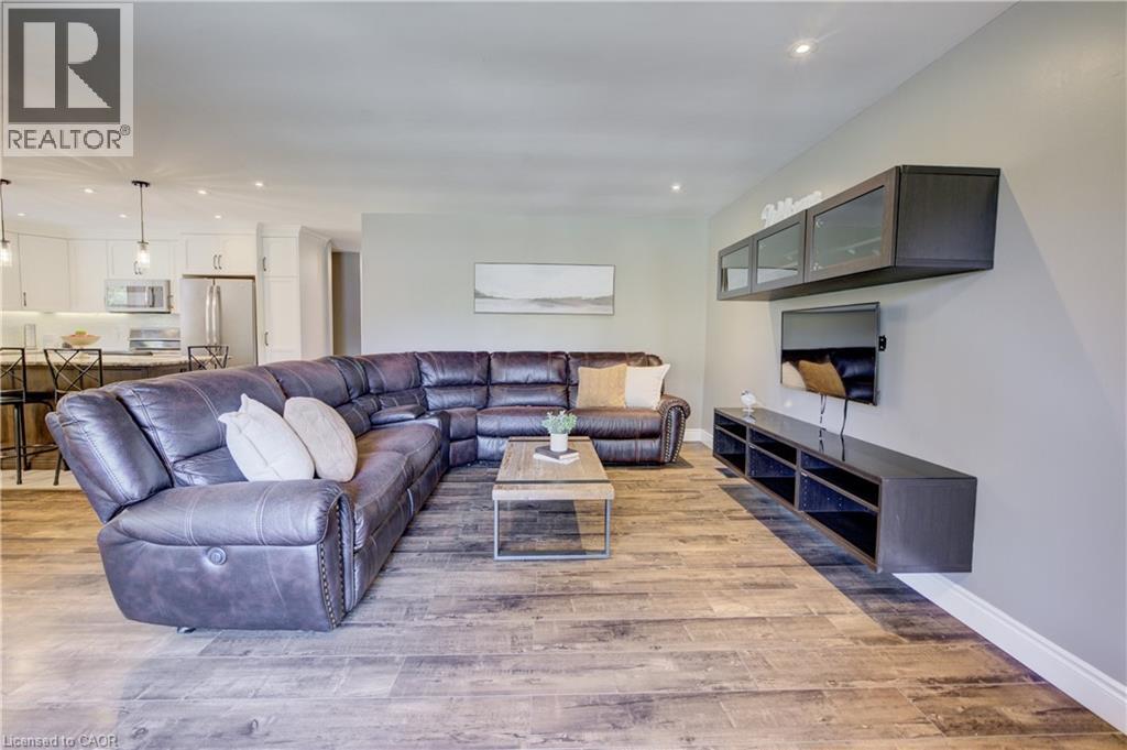 127 Jansen Avenue, Kitchener, Ontario  N2A 2L8 - Photo 9 - 40789502