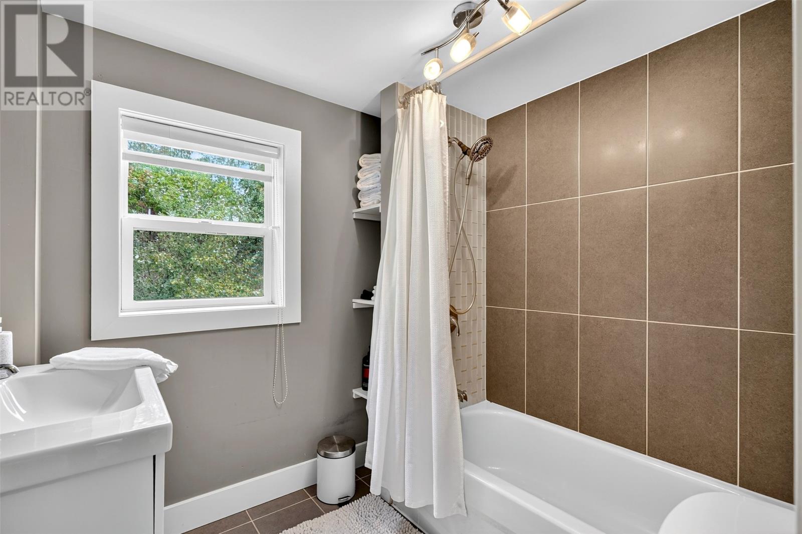 10 Gill Place, St. John's, Newfoundland & Labrador  A1C 1K9 - Photo 18 - 1291763