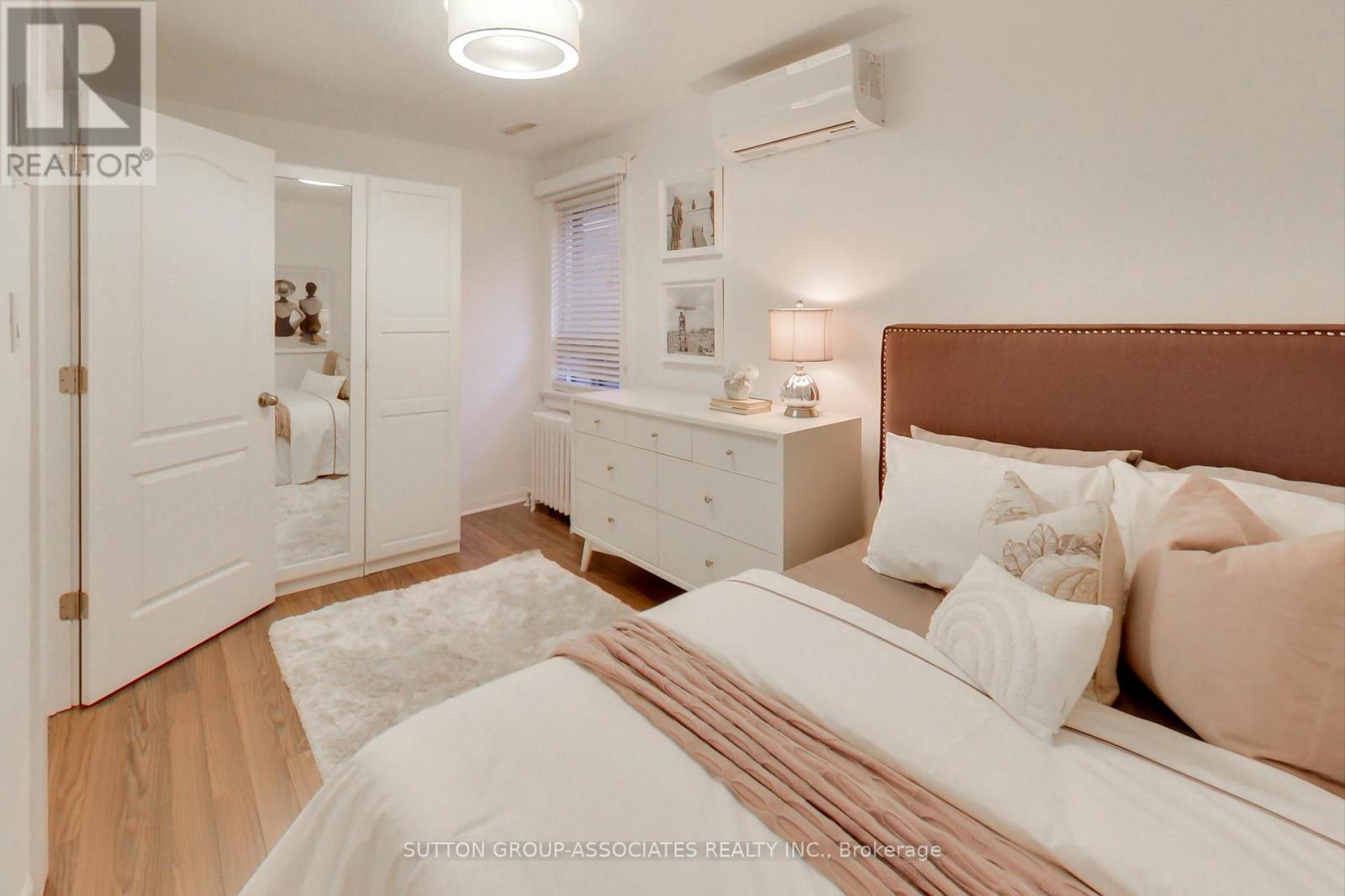 315 Atlas Avenue, Toronto, Ontario  M6C 3P8 - Photo 19 - C12565640