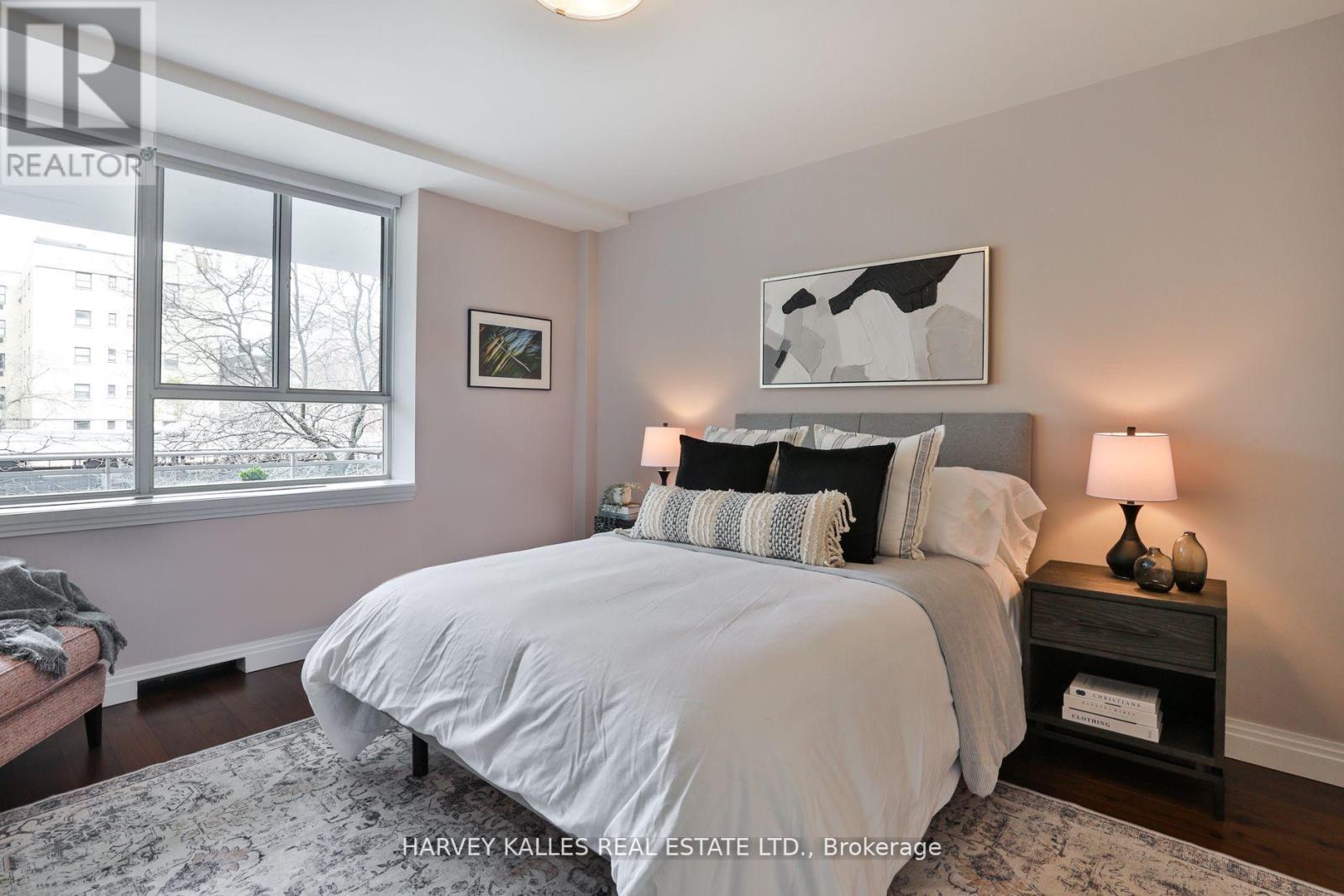 306 - 1 Benvenuto Place, Toronto, Ontario  M4V 2L1 - Photo 16 - C12565736