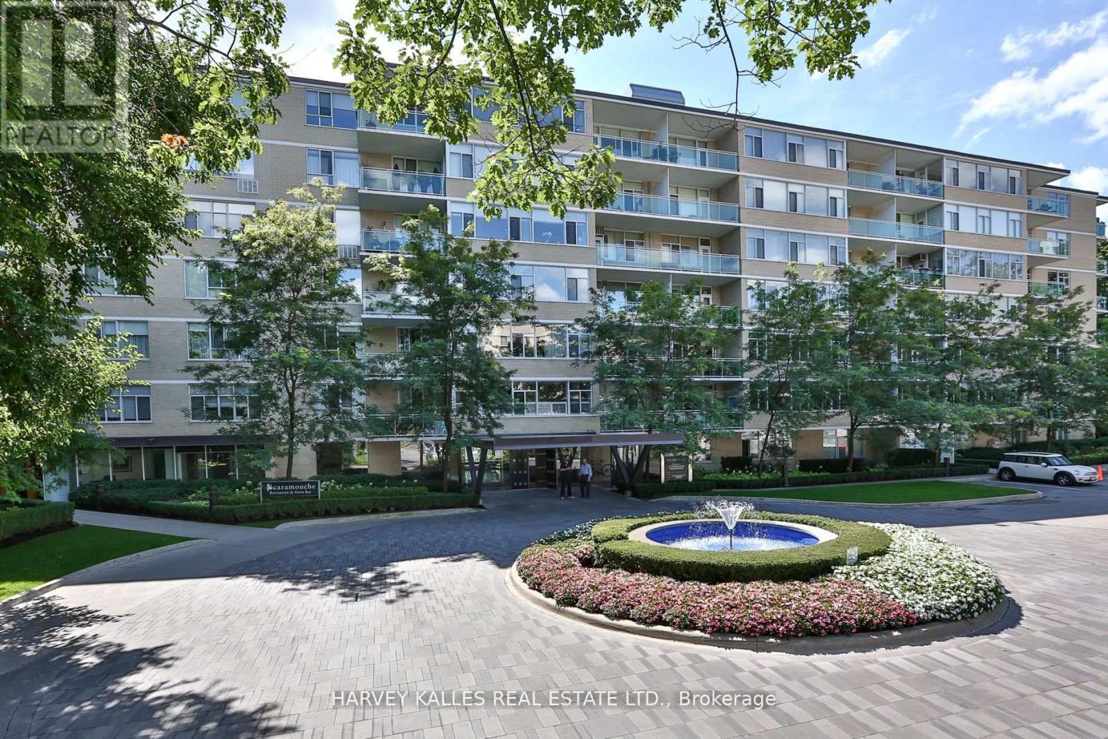 306 - 1 Benvenuto Place, Toronto, Ontario  M4V 2L1 - Photo 2 - C12565736