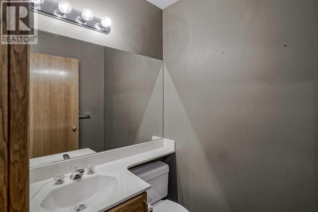 270 Douglas Glen Court Se, Calgary, Alberta  T2Z 2M8 - Photo 13 - A2267898