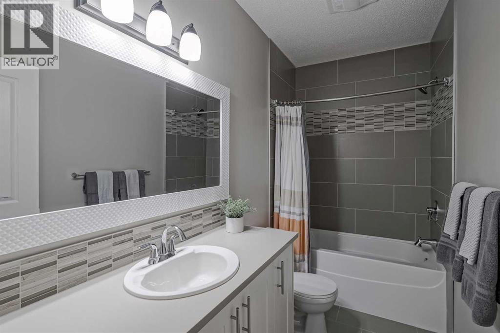 68 Copperpond Mews Se, Calgary, Alberta  T2Z 0Z3 - Photo 39 - A2268477