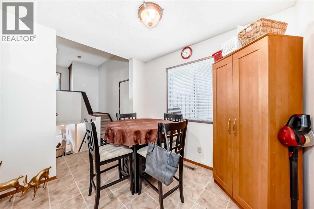 27 Martinview Crescent Ne, Calgary, Alberta  t3j 2s2 - Photo 11 - A2271186