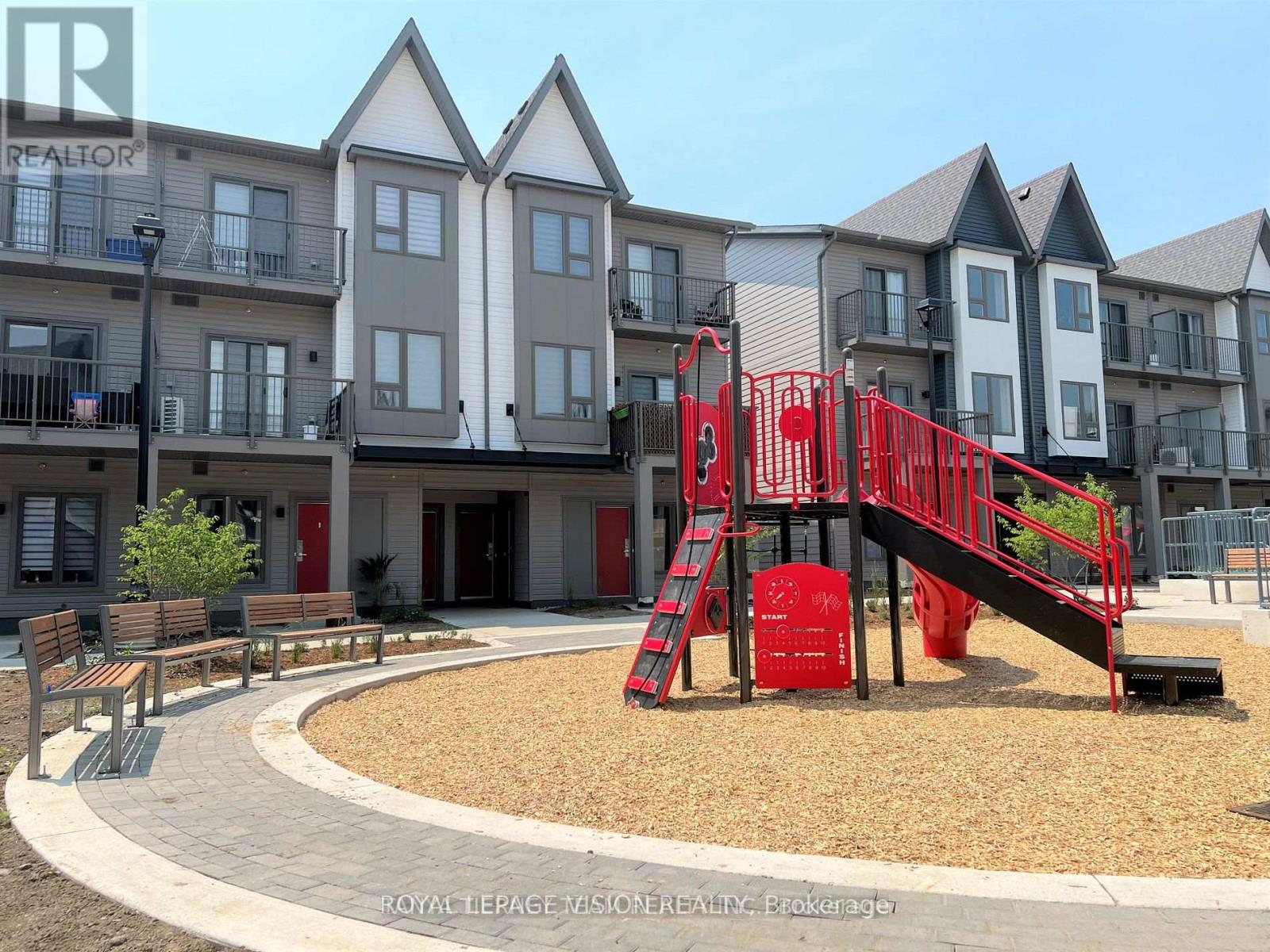 310 - 2635 William Jackson Drive, Pickering, Ontario  L1X 0L2 - Photo 2 - E12565782