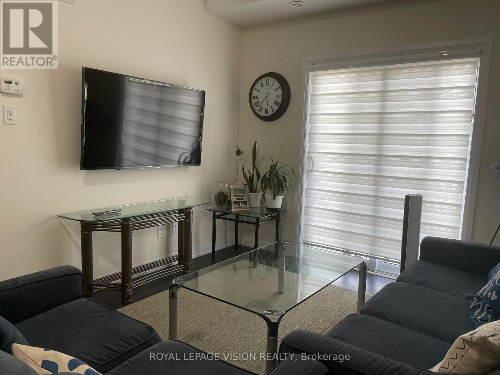 310 - 2635 William Jackson Drive, Pickering, Ontario  L1X 0L2 - Photo 4 - E12565782