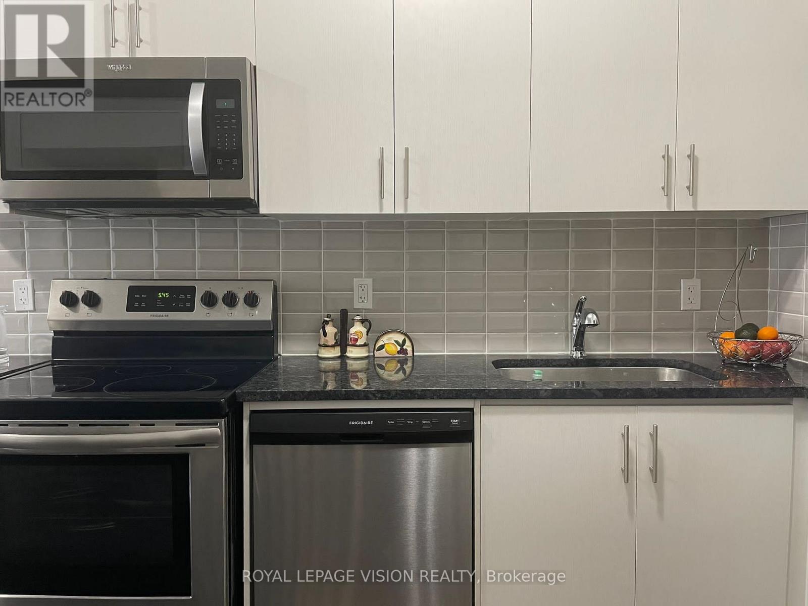 310 - 2635 William Jackson Drive, Pickering, Ontario  L1X 0L2 - Photo 8 - E12565782