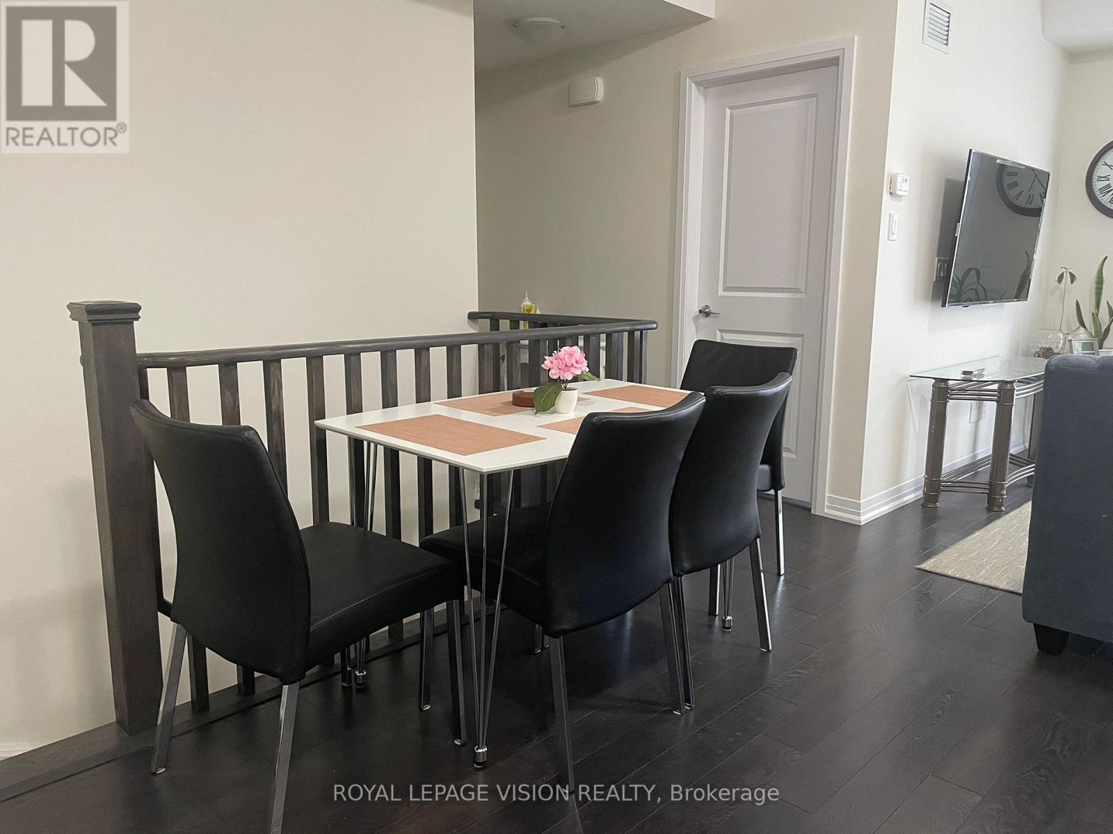 310 - 2635 William Jackson Drive, Pickering, Ontario  L1X 0L2 - Photo 9 - E12565782