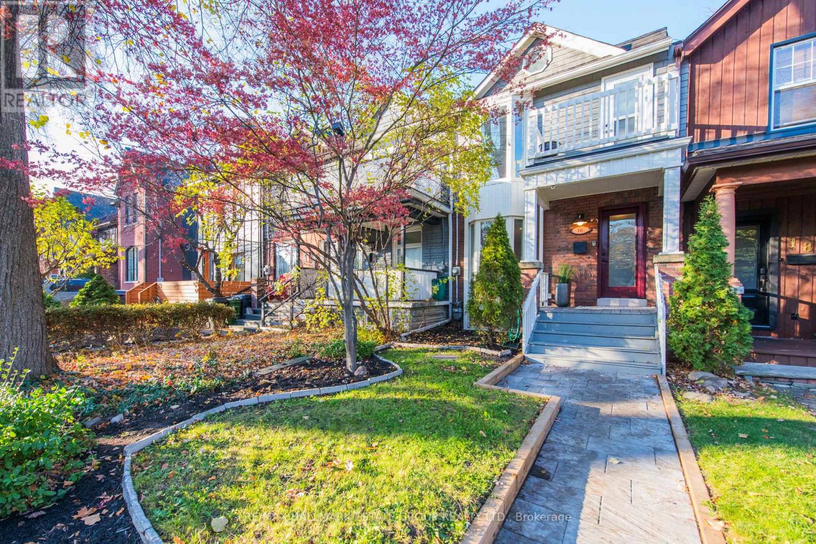 16 BRIGHTON AVENUE, Toronto, Ontario