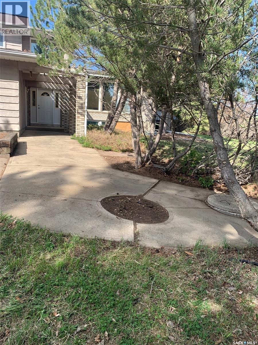 1055 7th Avenue Sw, Moose Jaw, Saskatchewan  S6H 5R2 - Photo 16 - SK024452