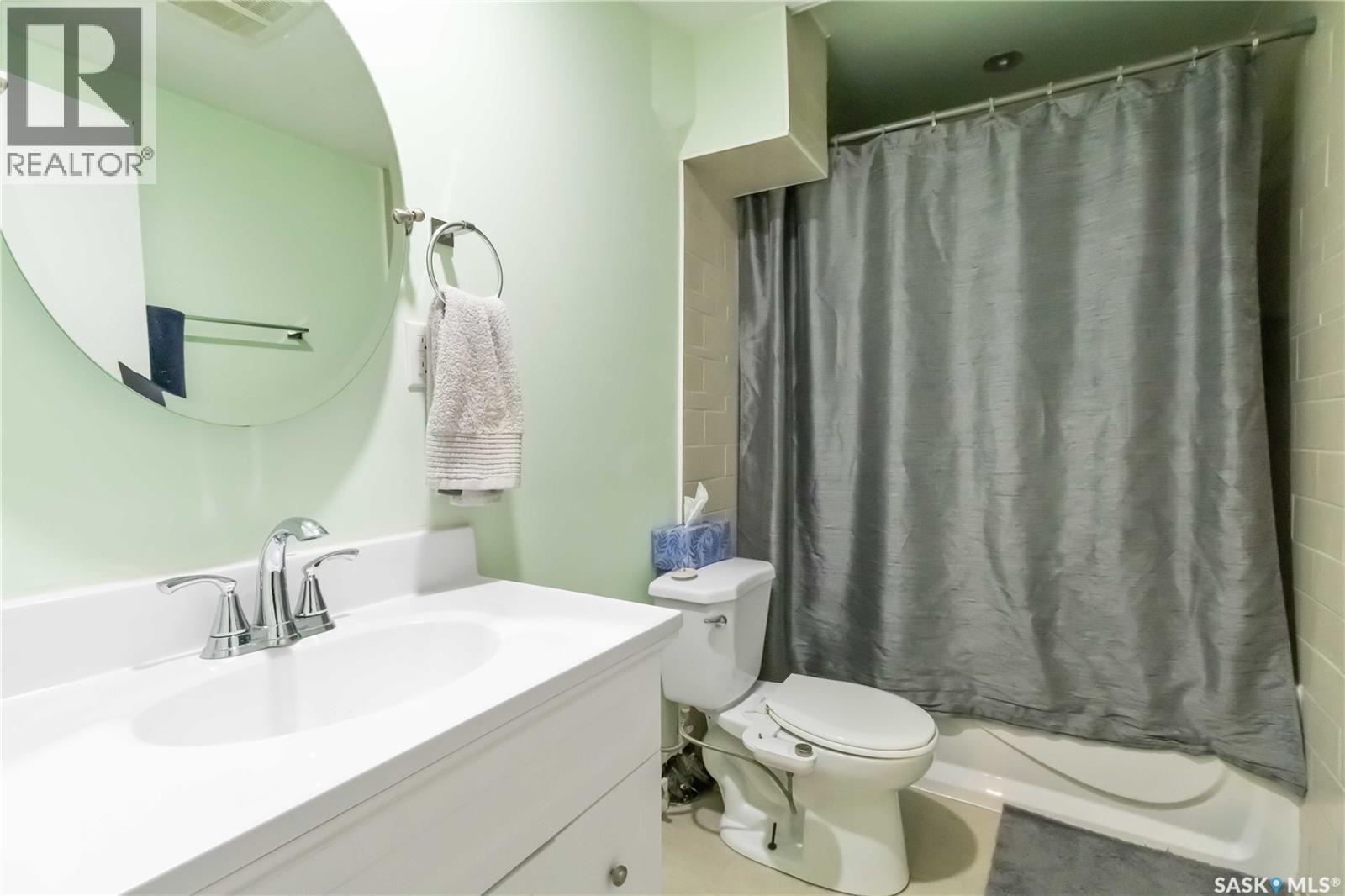 802 V Avenue N, Saskatoon, Saskatchewan  S7L 3G1 - Photo 19 - SK024406