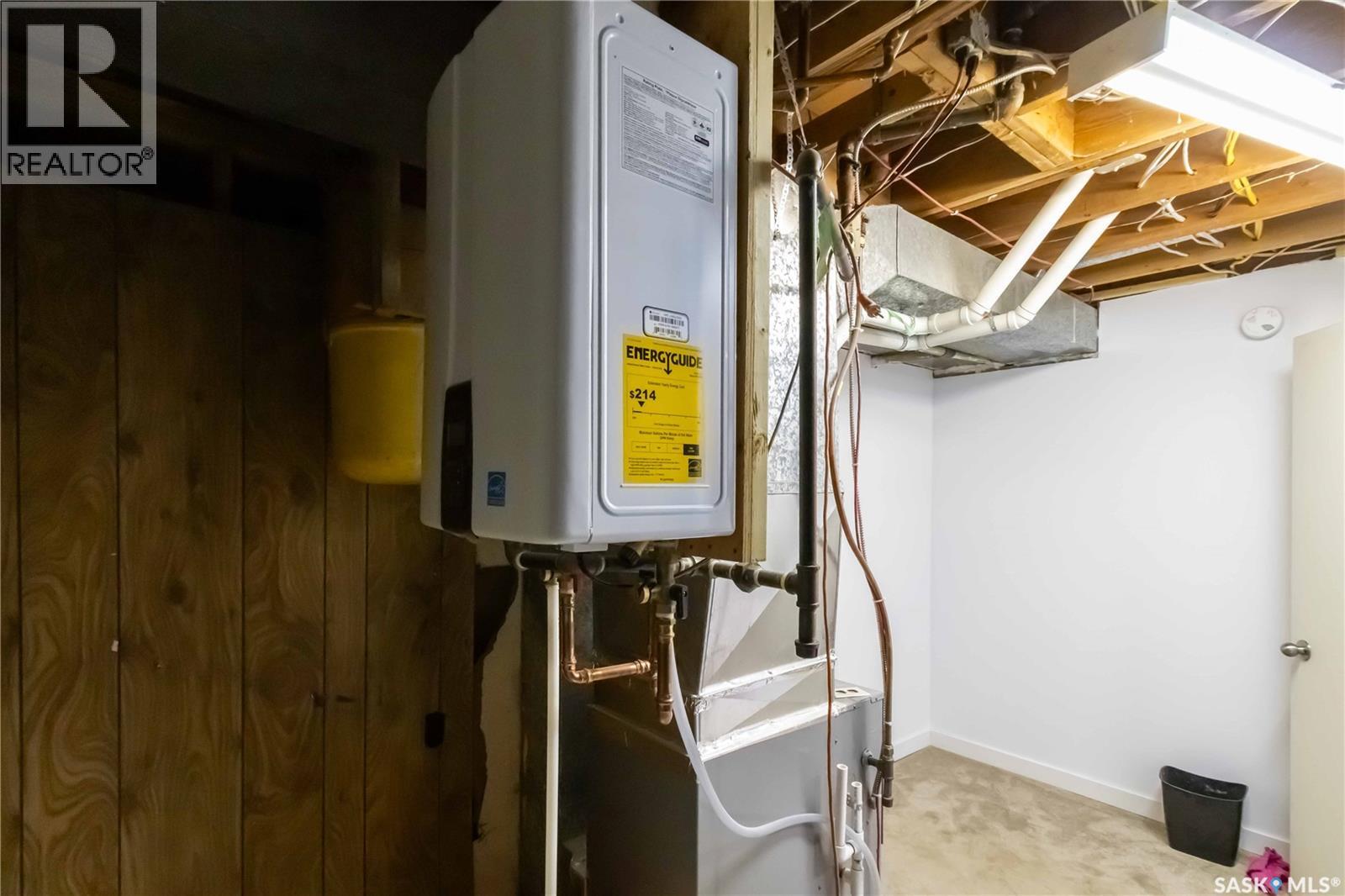 802 V Avenue N, Saskatoon, Saskatchewan  S7L 3G1 - Photo 26 - SK024406