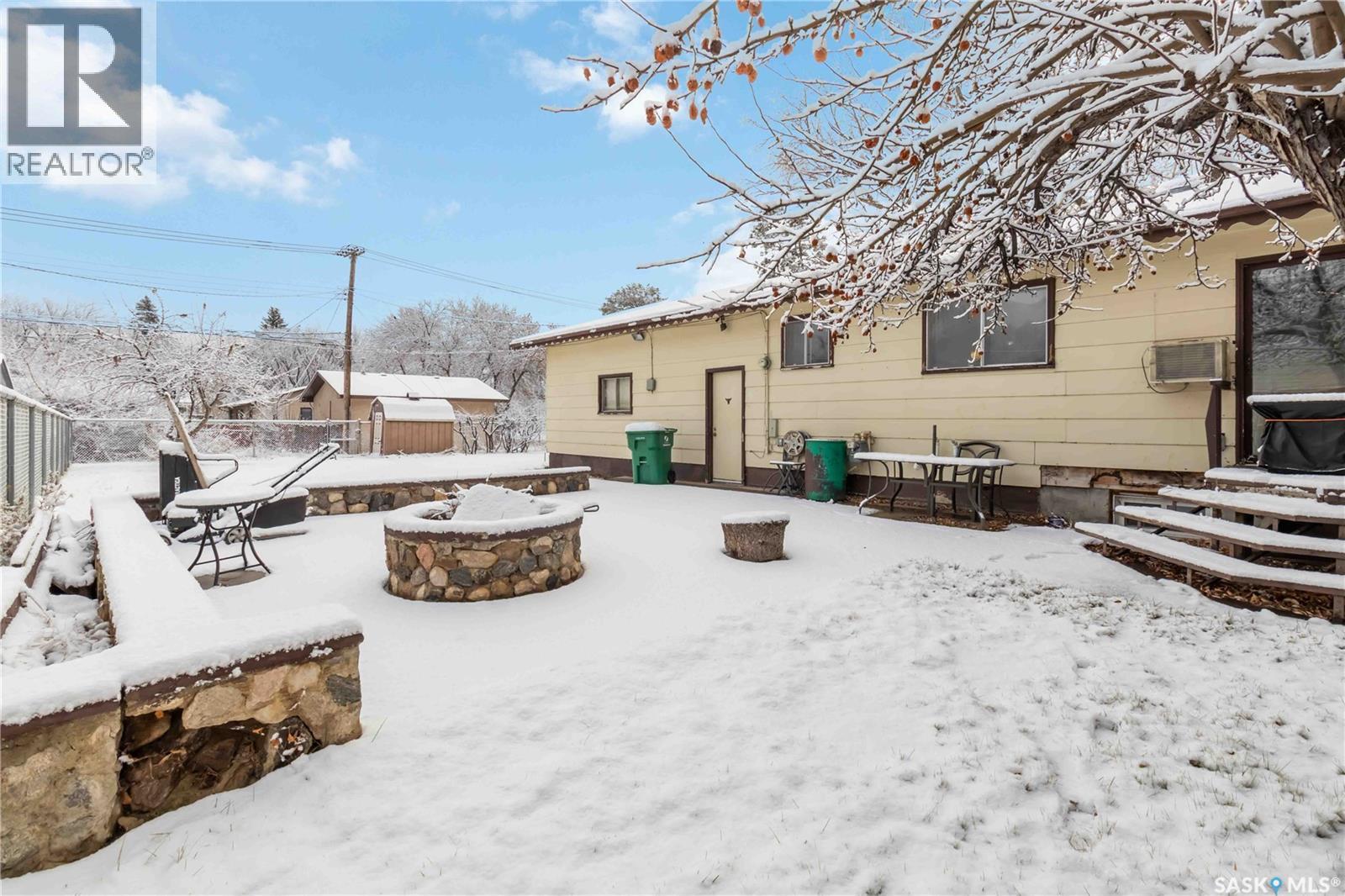 802 V Avenue N, Saskatoon, Saskatchewan  S7L 3G1 - Photo 29 - SK024406