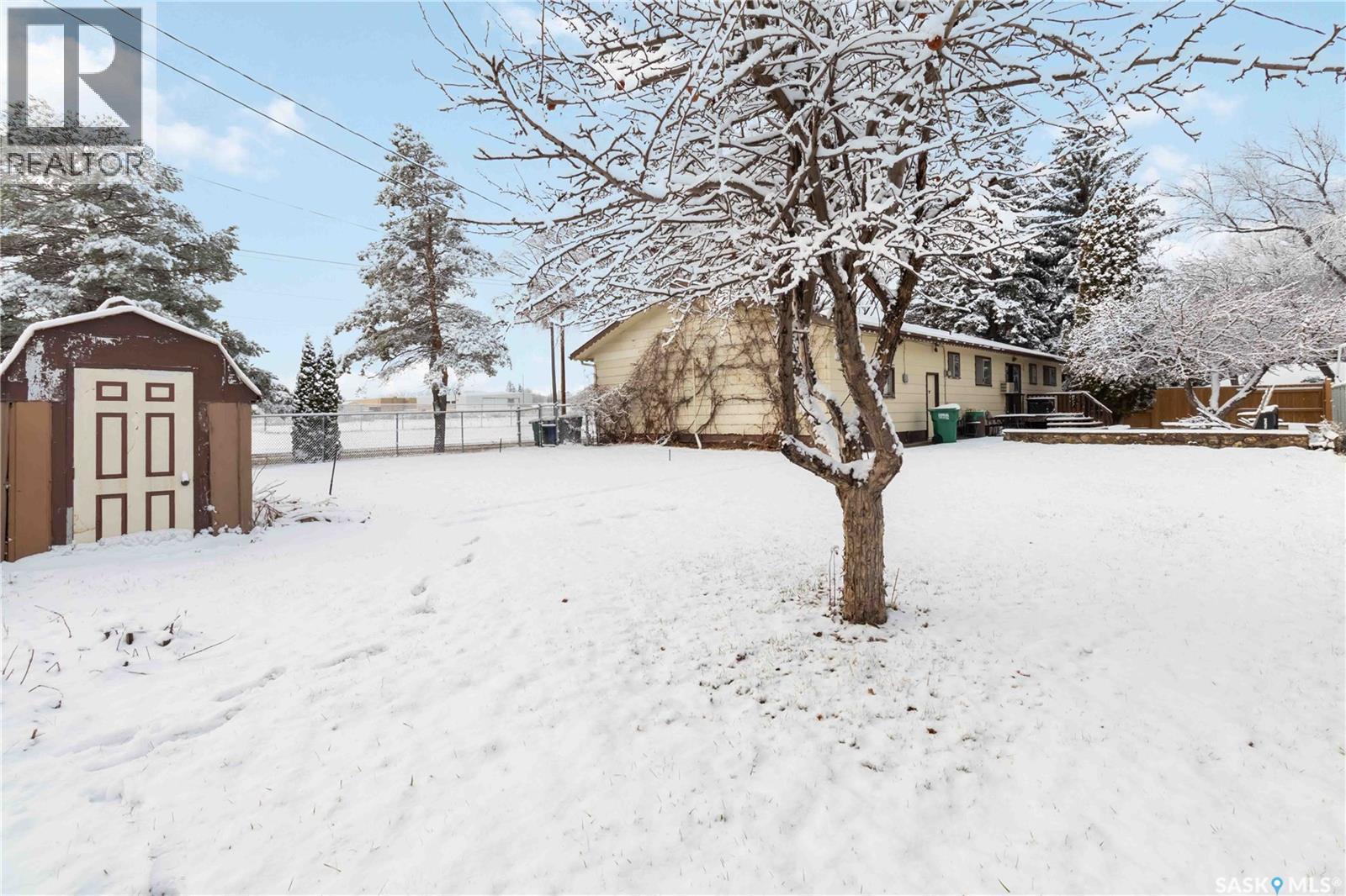 802 V Avenue N, Saskatoon, Saskatchewan  S7L 3G1 - Photo 30 - SK024406