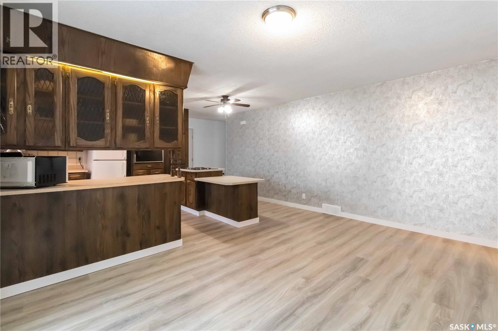 802 V Avenue N, Saskatoon, Saskatchewan  S7L 3G1 - Photo 8 - SK024406