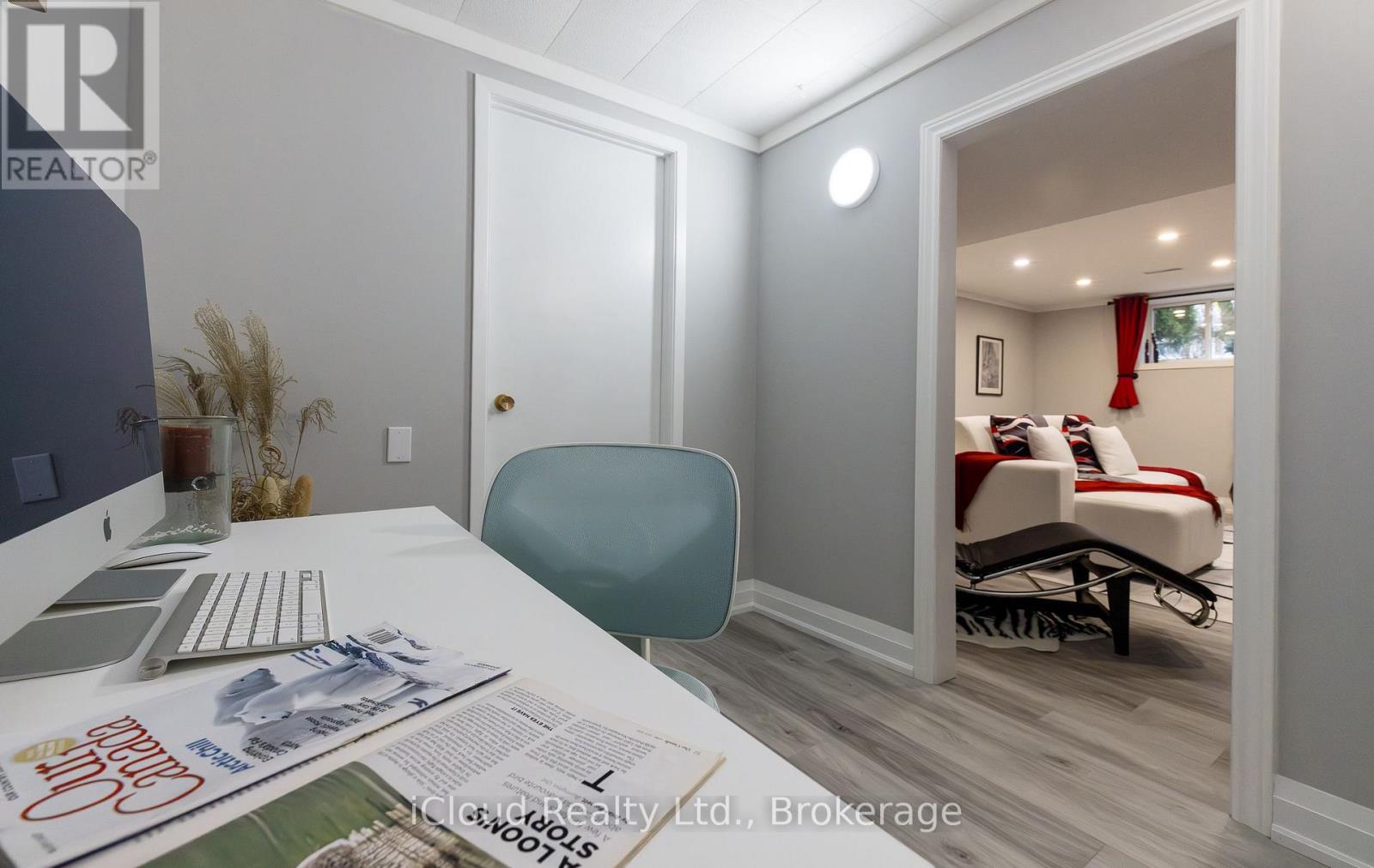 2183 Sandringham Drive, Burlington, Ontario  L7P 3E7 - Photo 37 - W12356291