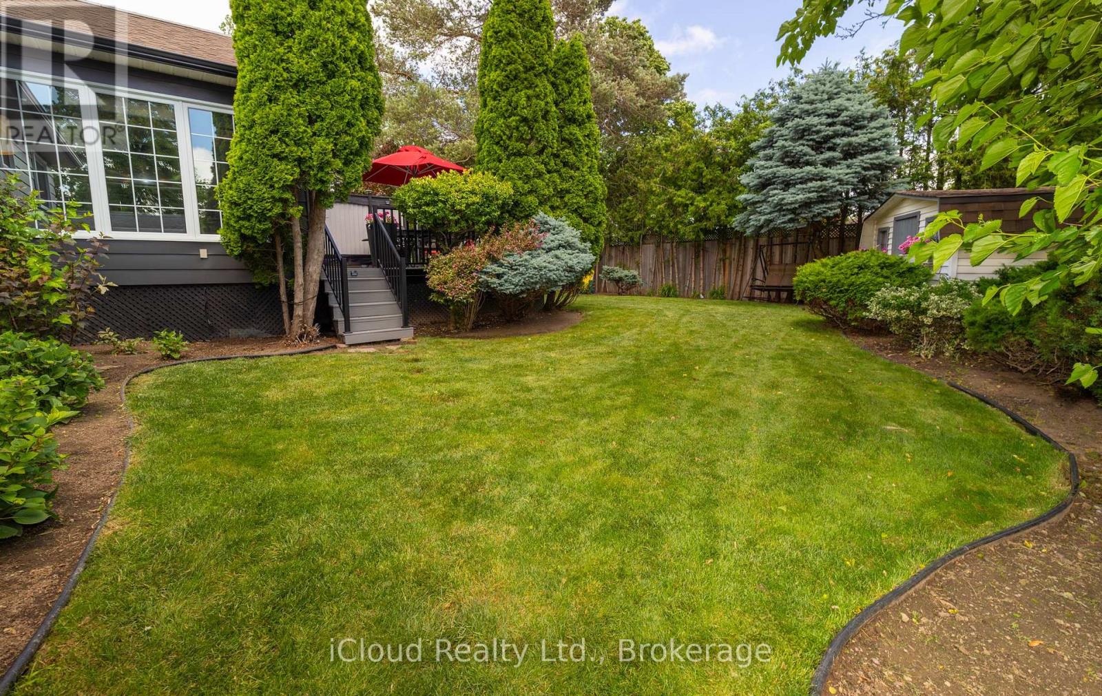 2183 Sandringham Drive, Burlington, Ontario  L7P 3E7 - Photo 42 - W12356291