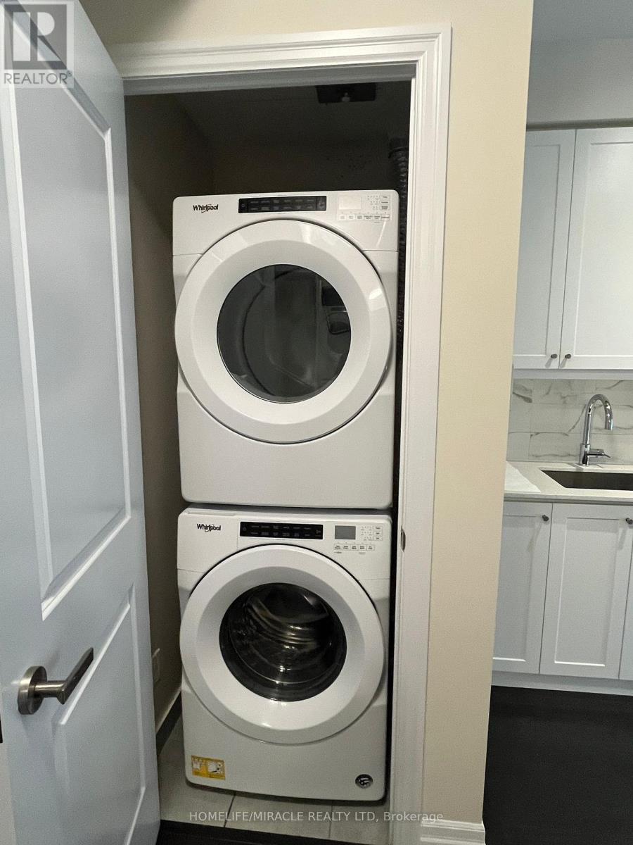 1105 - 9085 Jane Street, Vaughan, Ontario  L4K 0L8 - Photo 7 - N12565644