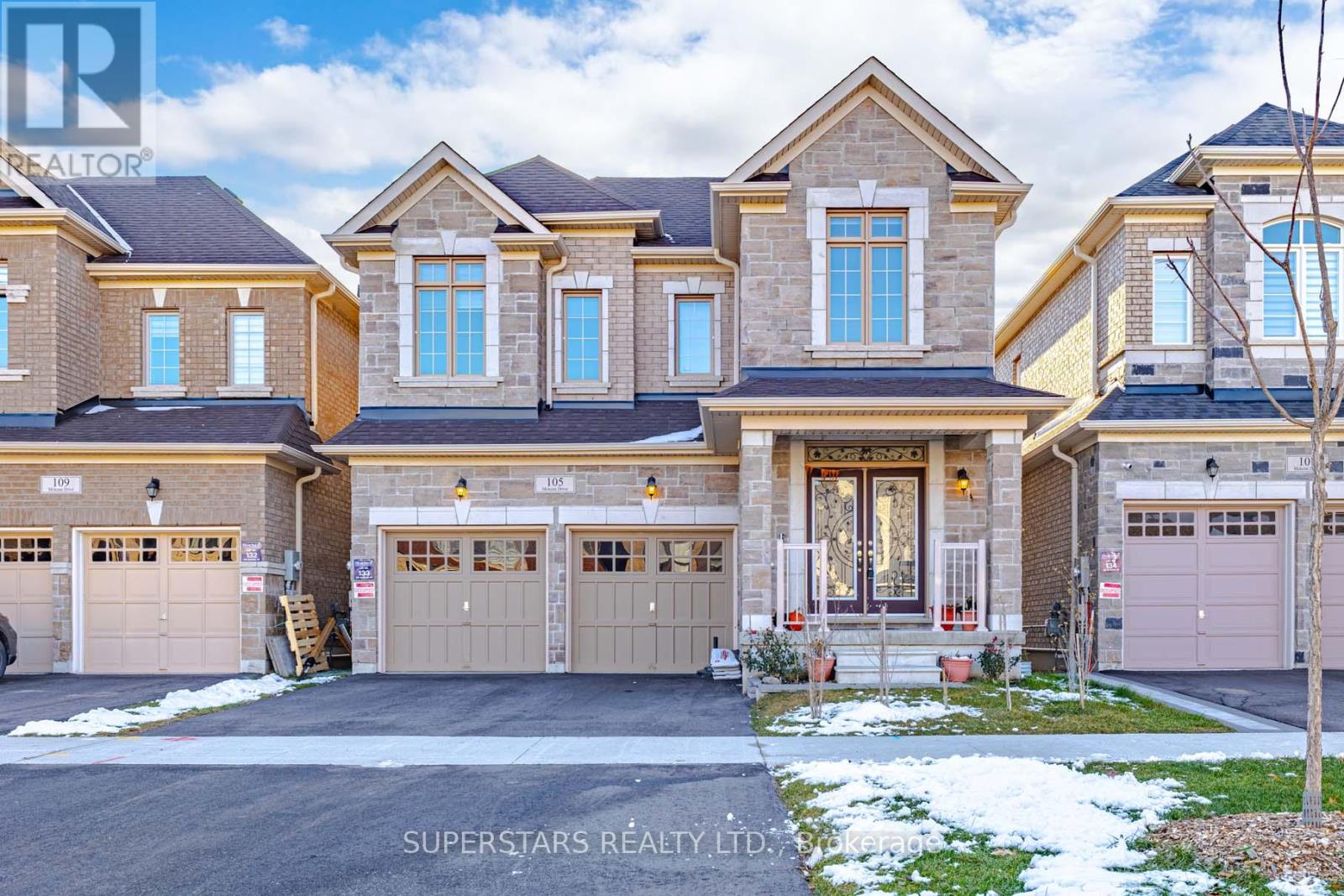 105 Mckean Drive, Whitchurch-Stouffville, Ontario  L4A 4W4 - Photo 1 - N12565662