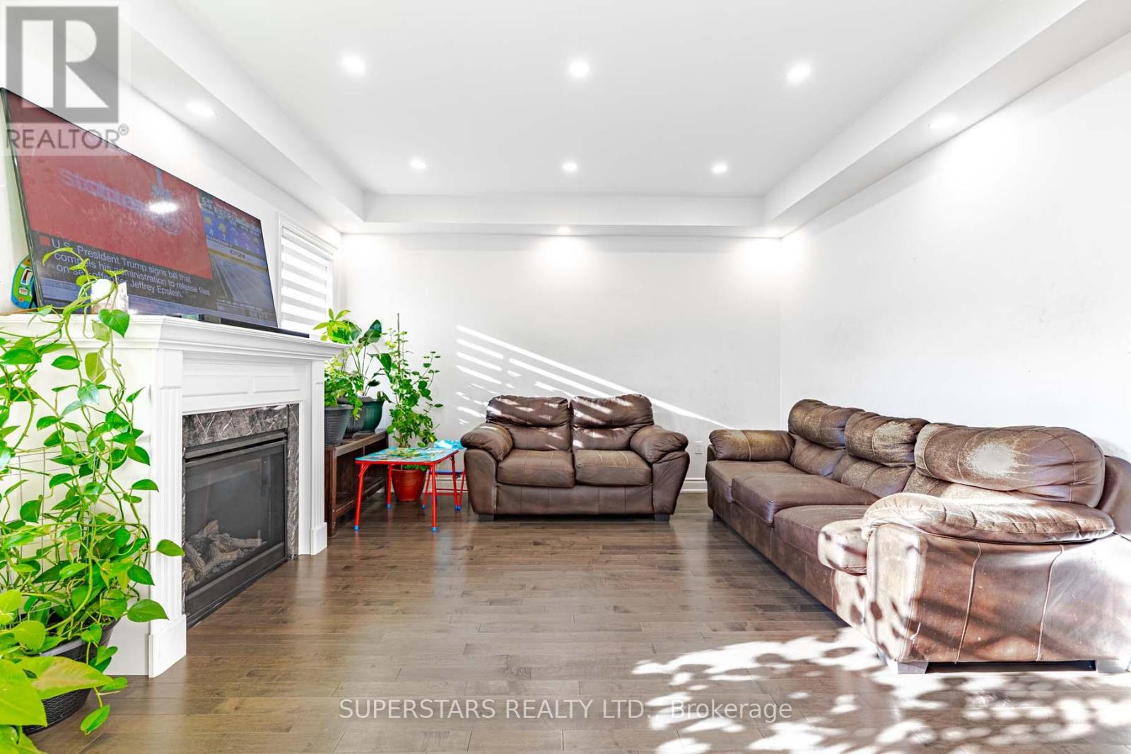 105 Mckean Drive, Whitchurch-Stouffville, Ontario  L4A 4W4 - Photo 16 - N12565662