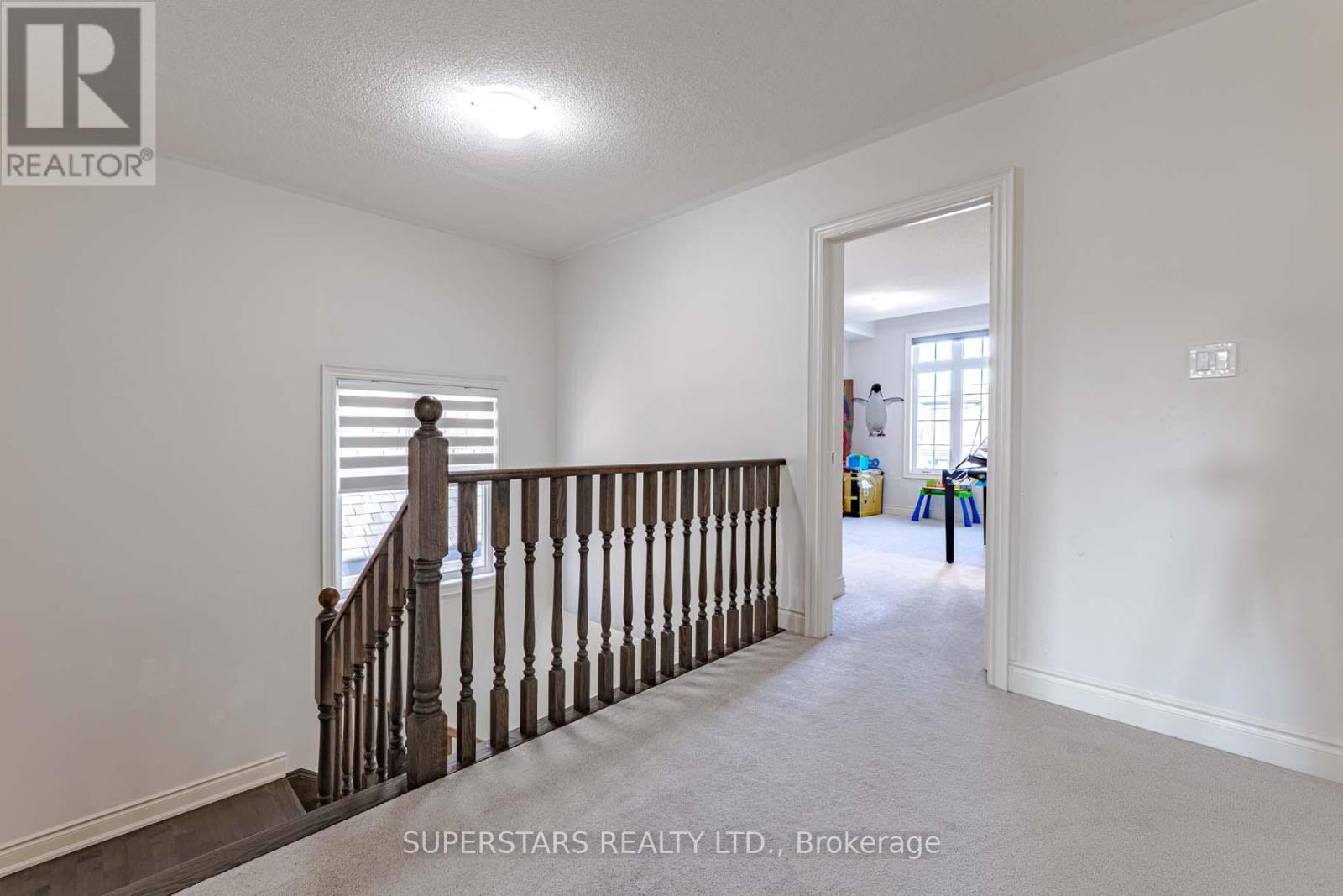 105 Mckean Drive, Whitchurch-Stouffville, Ontario  L4A 4W4 - Photo 20 - N12565662