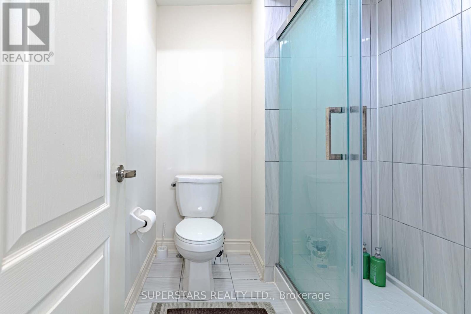 105 Mckean Drive, Whitchurch-Stouffville, Ontario  L4A 4W4 - Photo 26 - N12565662